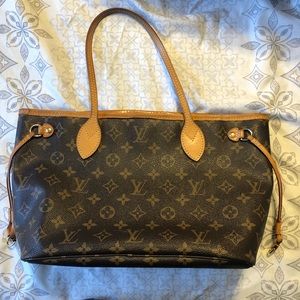 Louis Vuitton monogram Neverfull PM in fuchsia